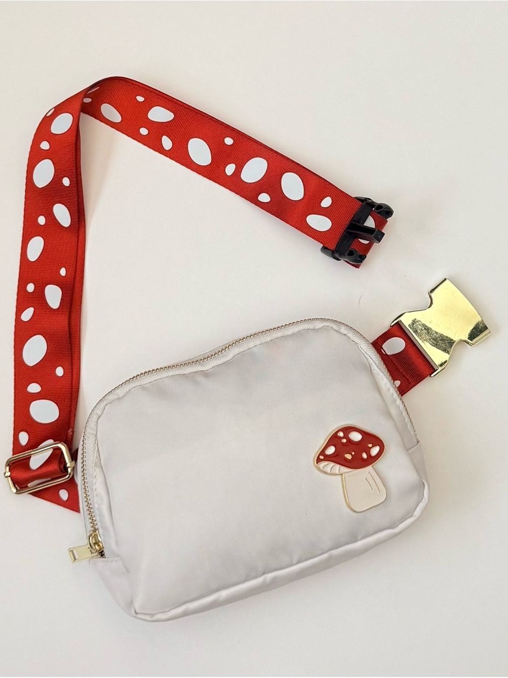 Bioworld Box Lunch White Mushroom Crossbody Bag with Red Polka Dot Strap